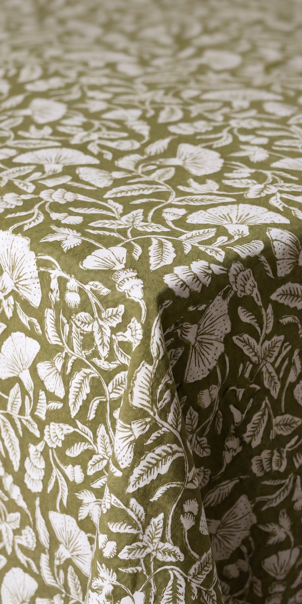 Antibes Olive Tablecloth