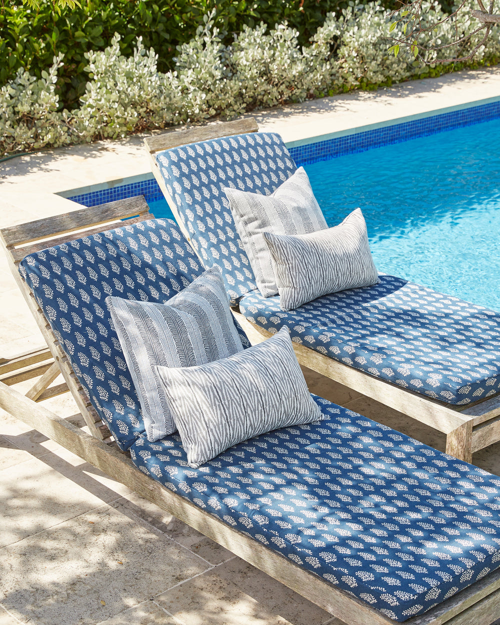 Fuji Albatross Outdoor Pillowcase