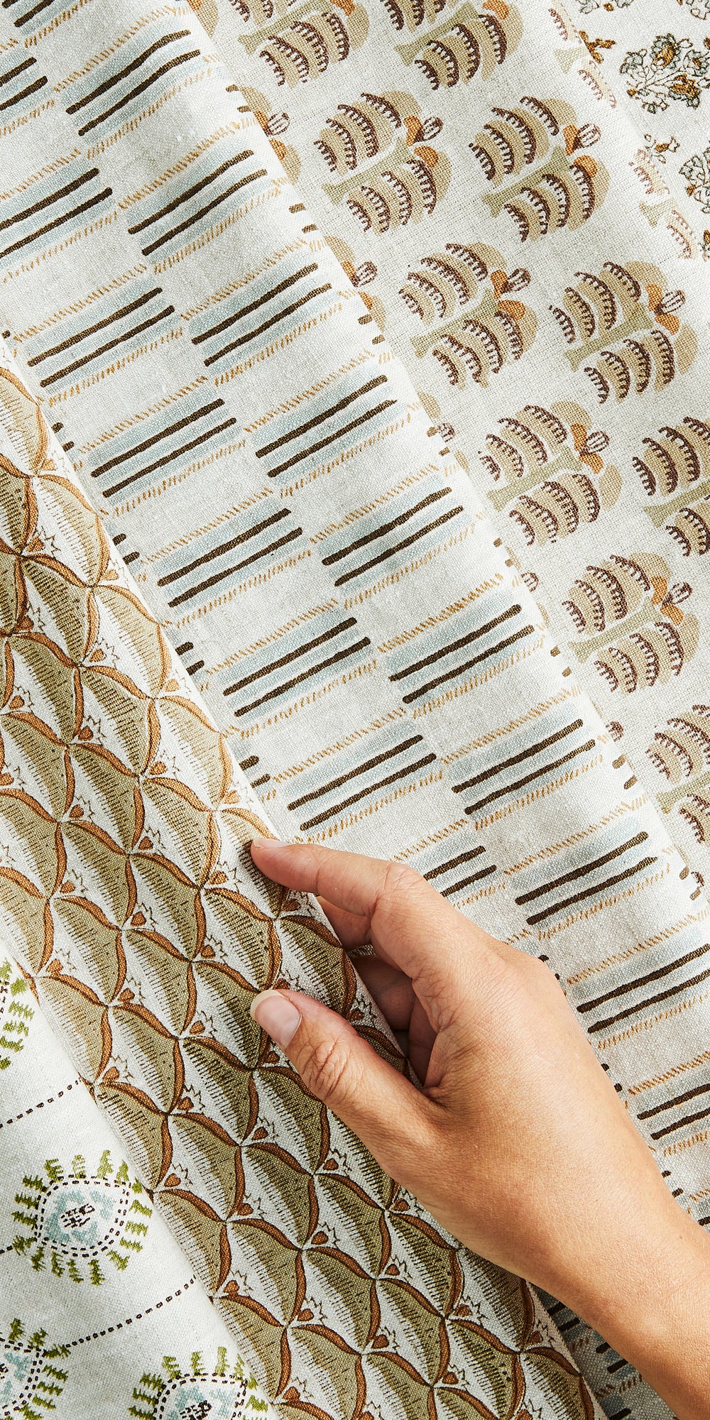 Bombay Moss Linen in - Fabric - Walter G Australia