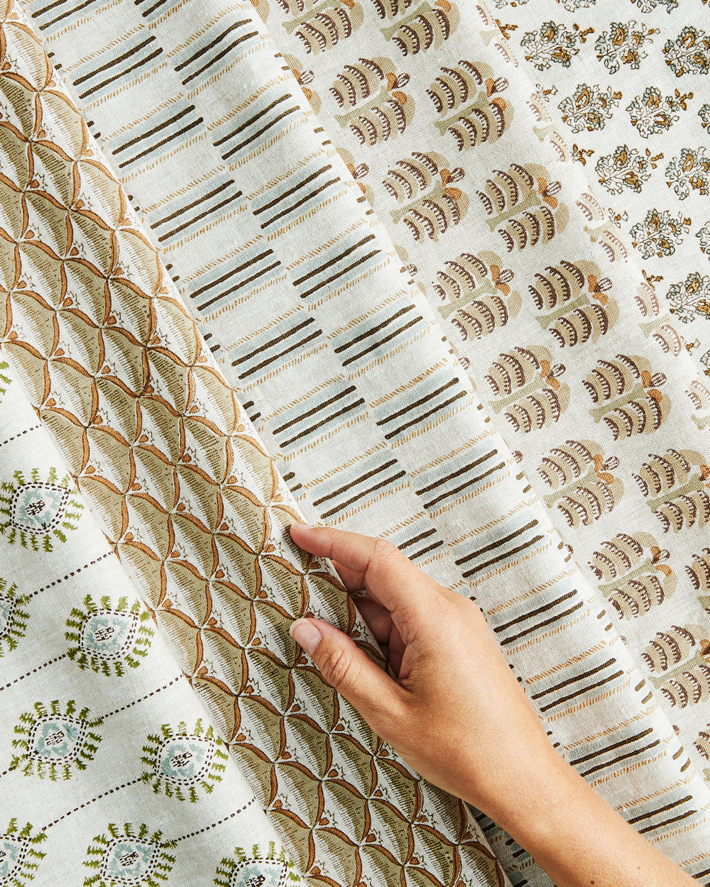 Bombay Moss Linen in - Fabric - Walter G Australia