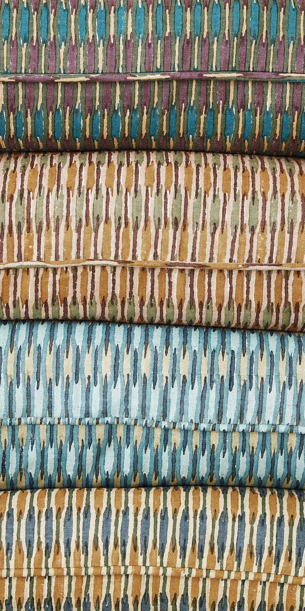 Volimes Desert Cushion