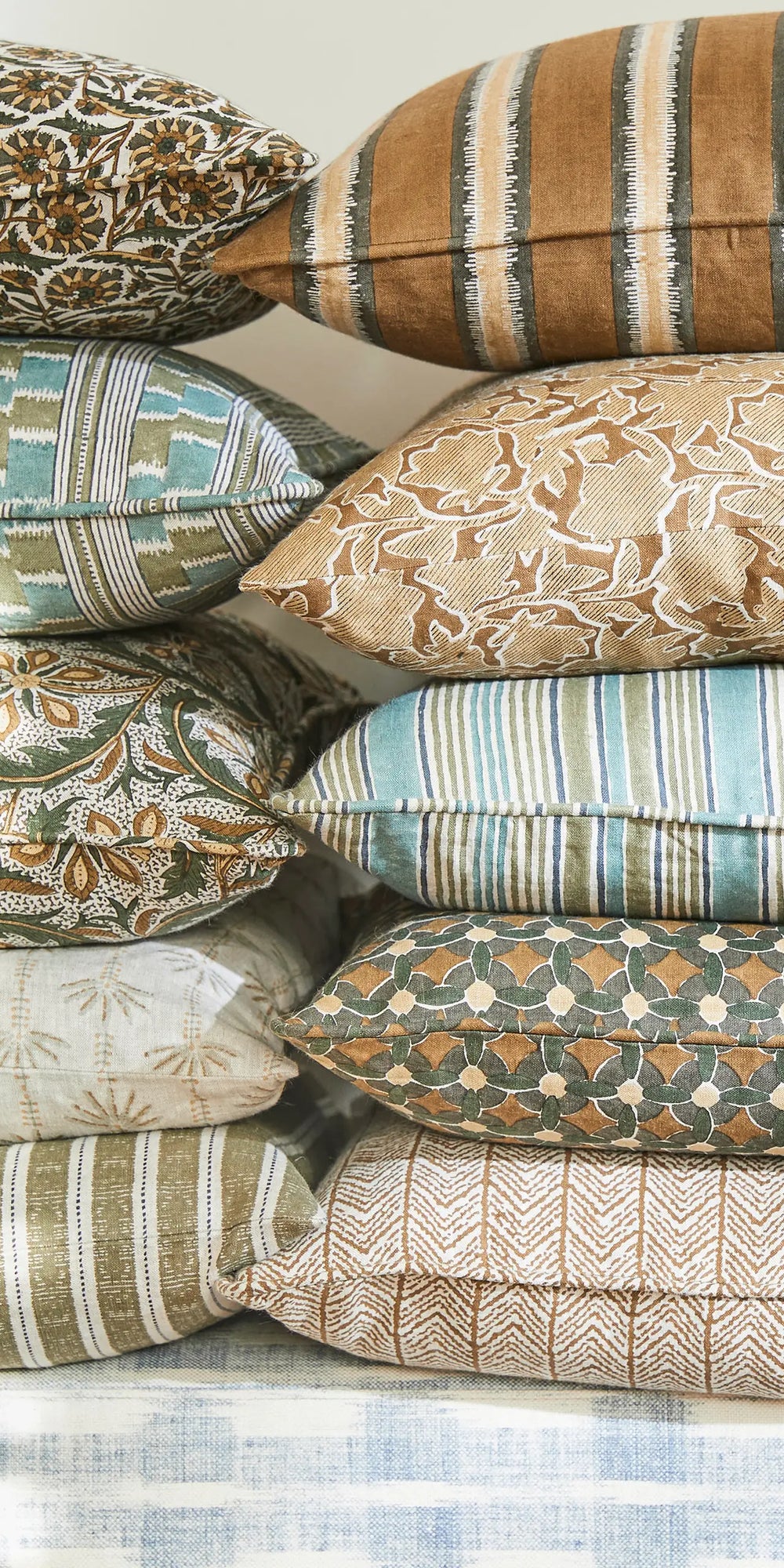 Drios Caraway Cushion