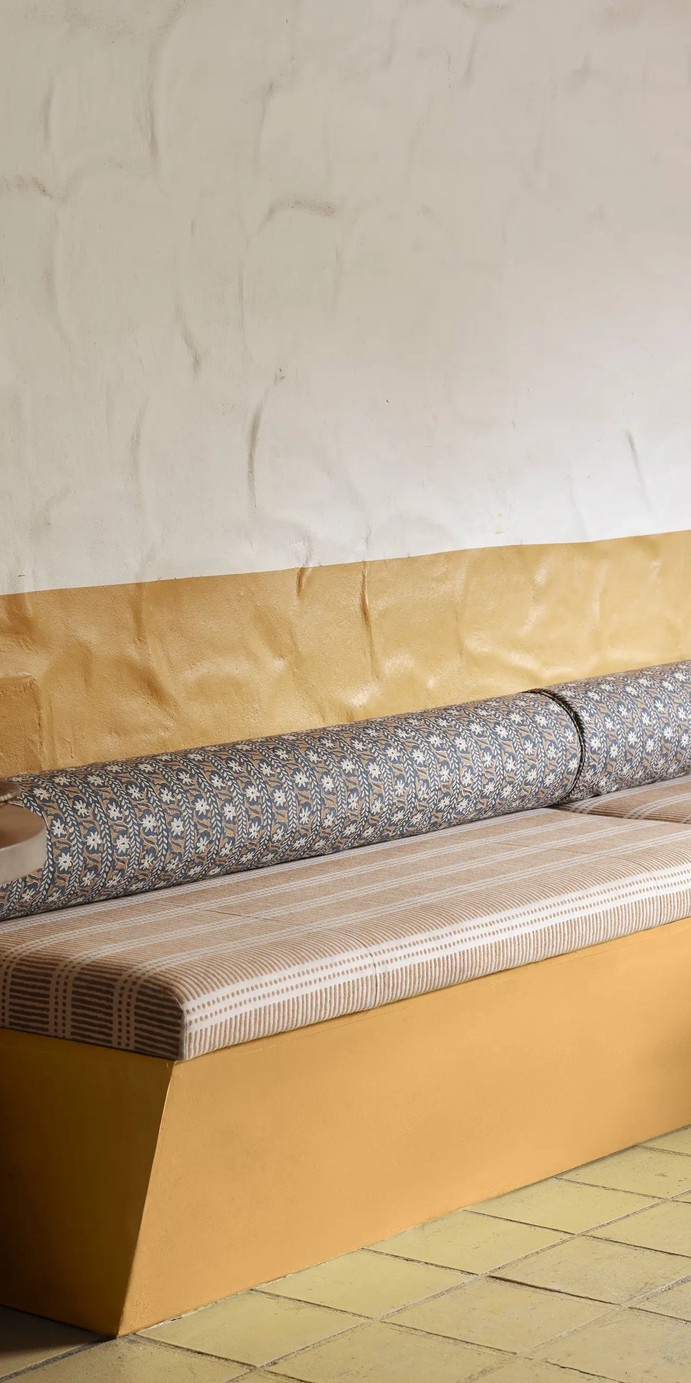 Oia Desert linen