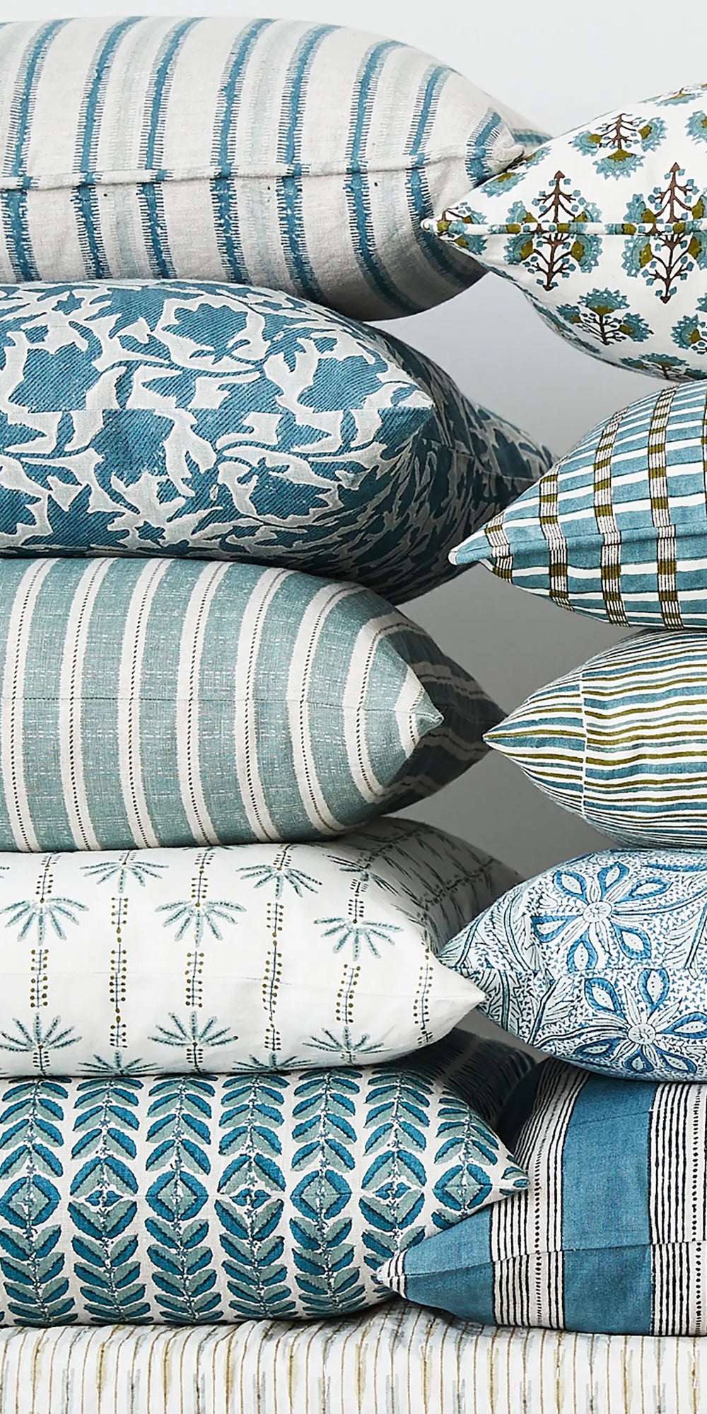Indira Mineral linen cushion 35x55cm