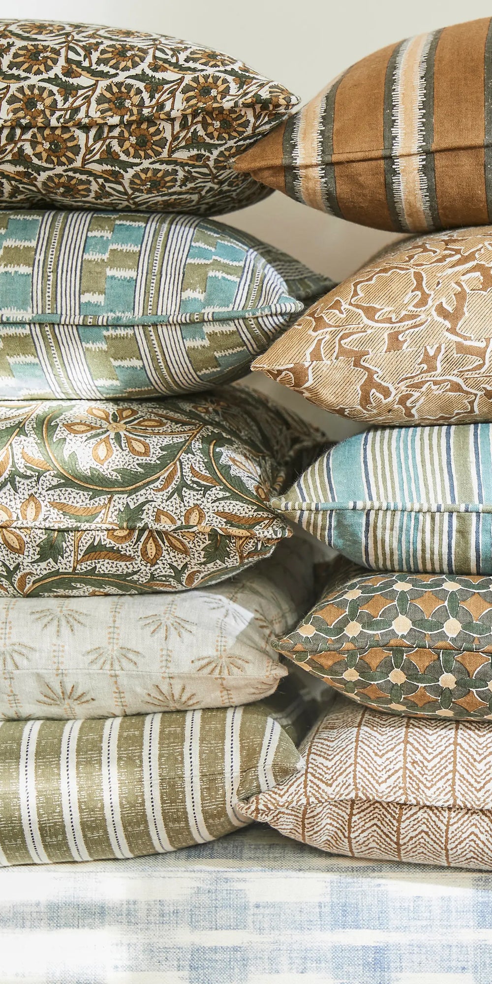 Istanbul Aniseed linen cushion 35x55cm
