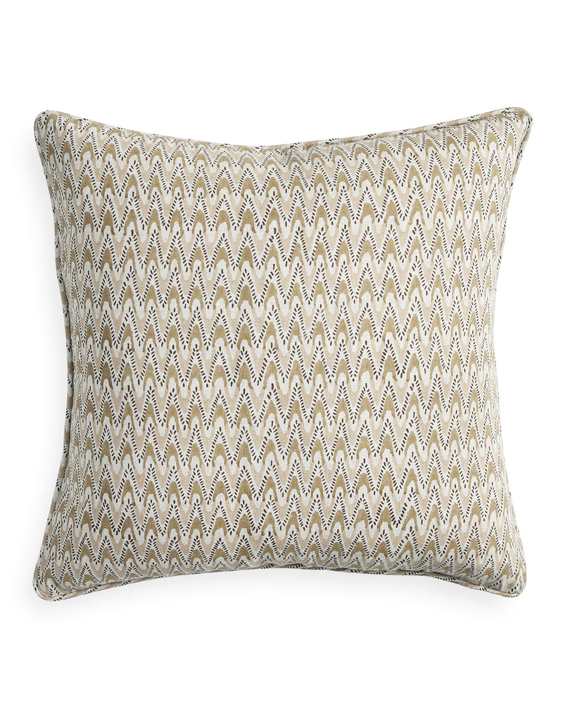 Hakone Shell Cushion