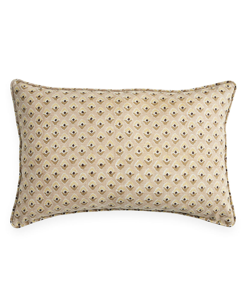 Aleppo Shell linen cushion 35x55cm
