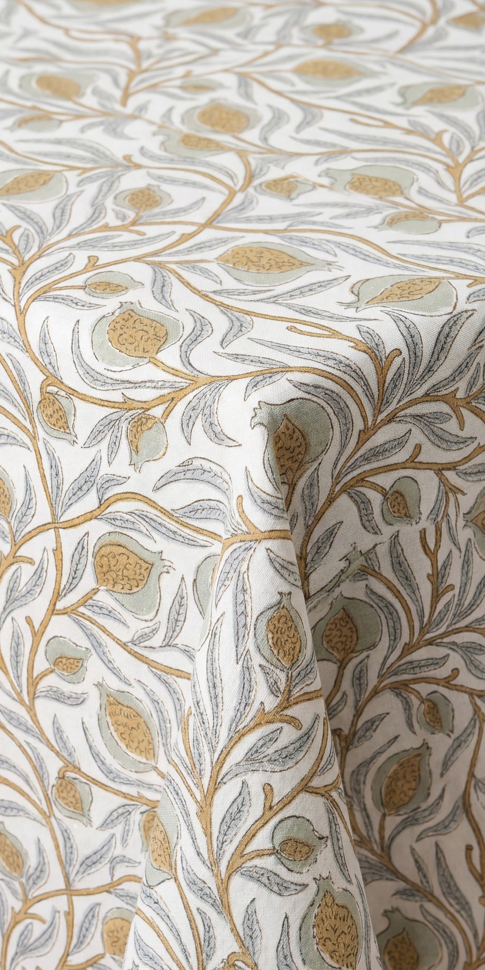 Medusa Overland Tablecloth