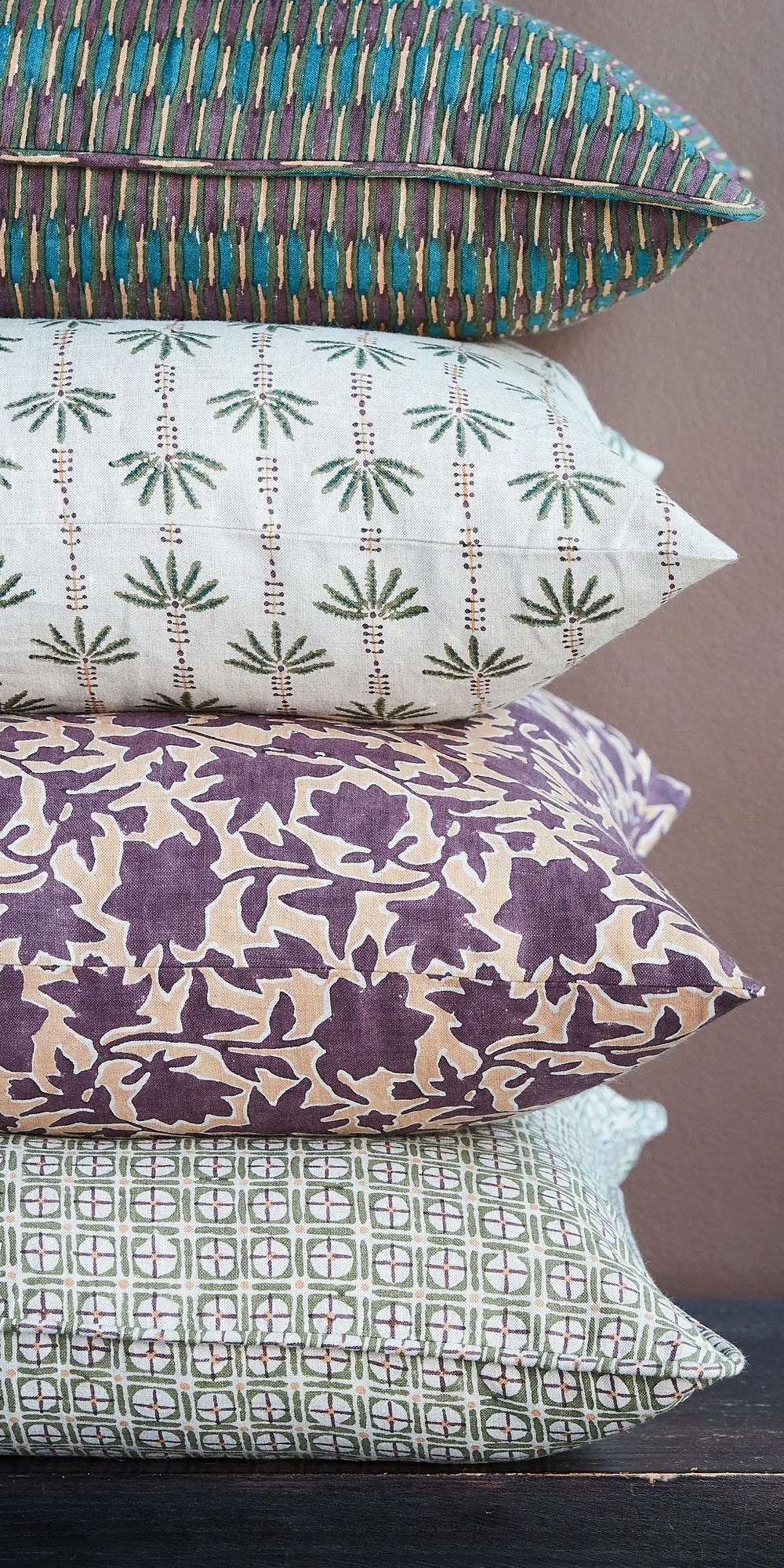 Beirut Mulberry linen cushion 50x50cm