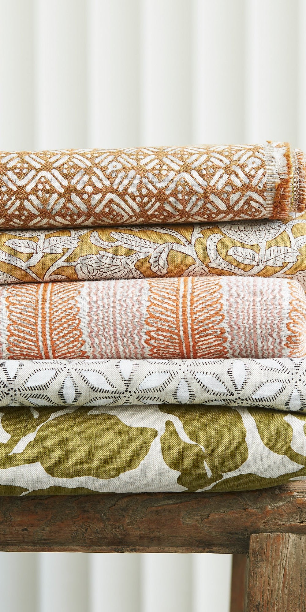 Flores Moss Linen in - Fabric - Walter G Australia
